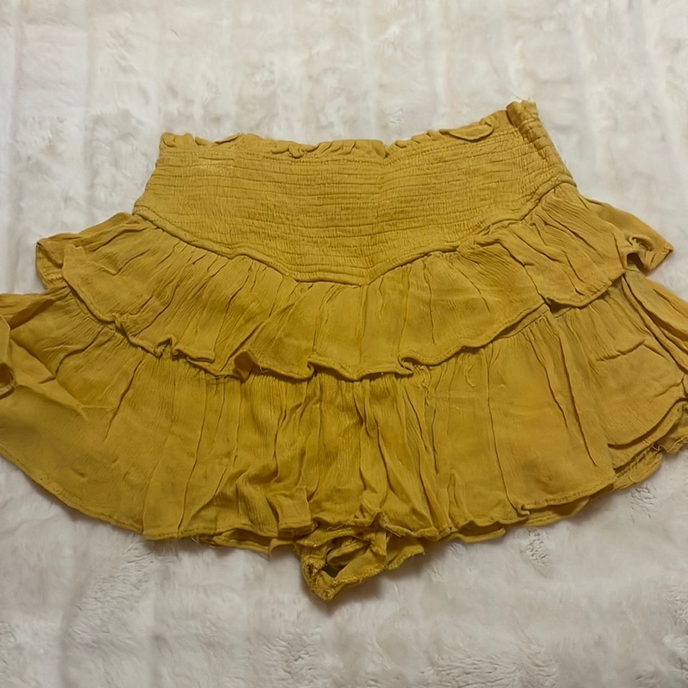 Ruffle skort